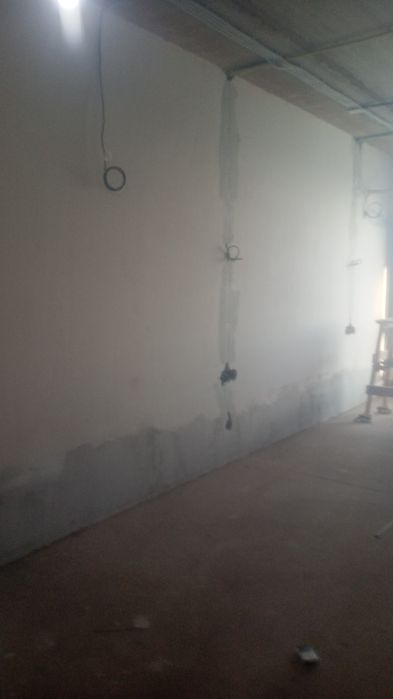 Побелка потолка покраска стен