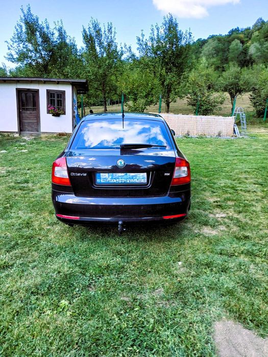 SKODA Octavia 2012 — imagine 3
