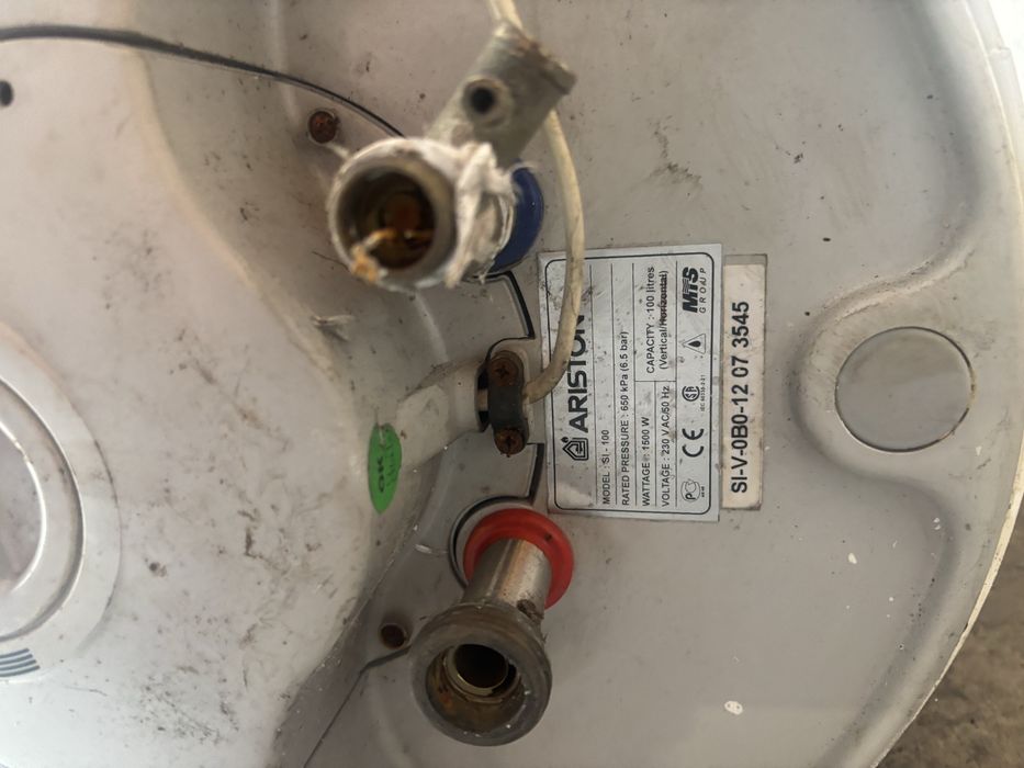 Аристон 100л. В рабочем состоянии