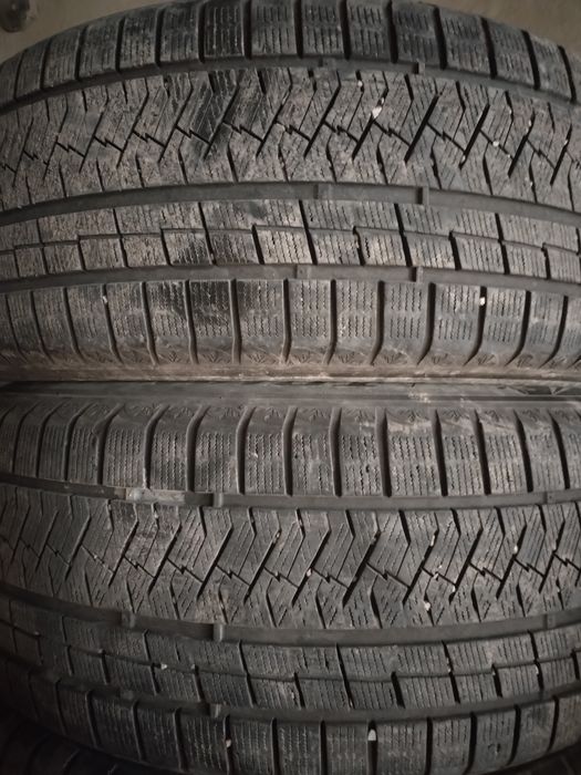 Шины зимние продам