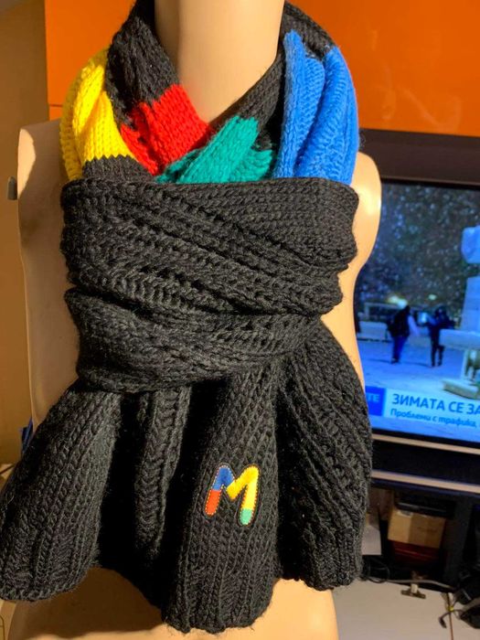 Пъстроцветен зимен шал Missoni