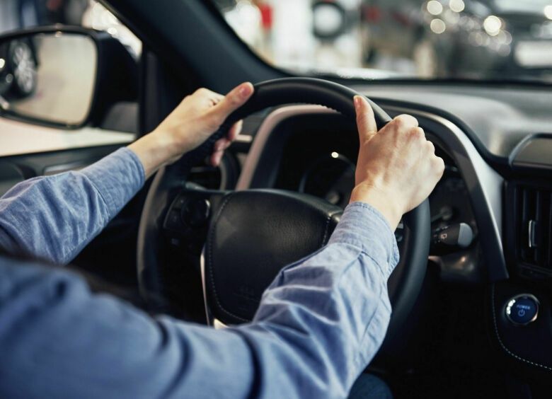 Водительские права на любые категории. Разрешения на спецтехнику