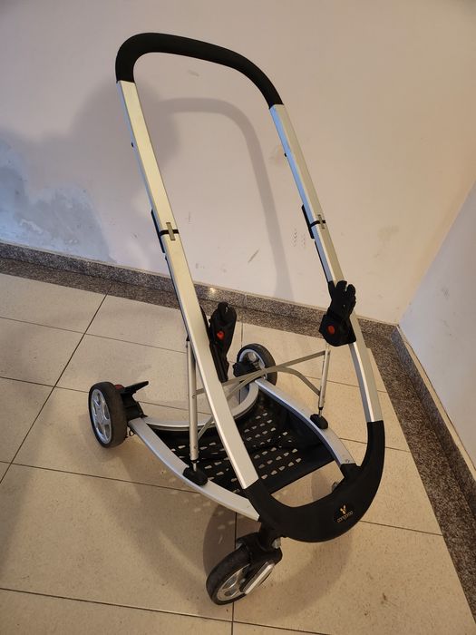 Детска количка Cangaro бебешка количка с два коша супер запазен