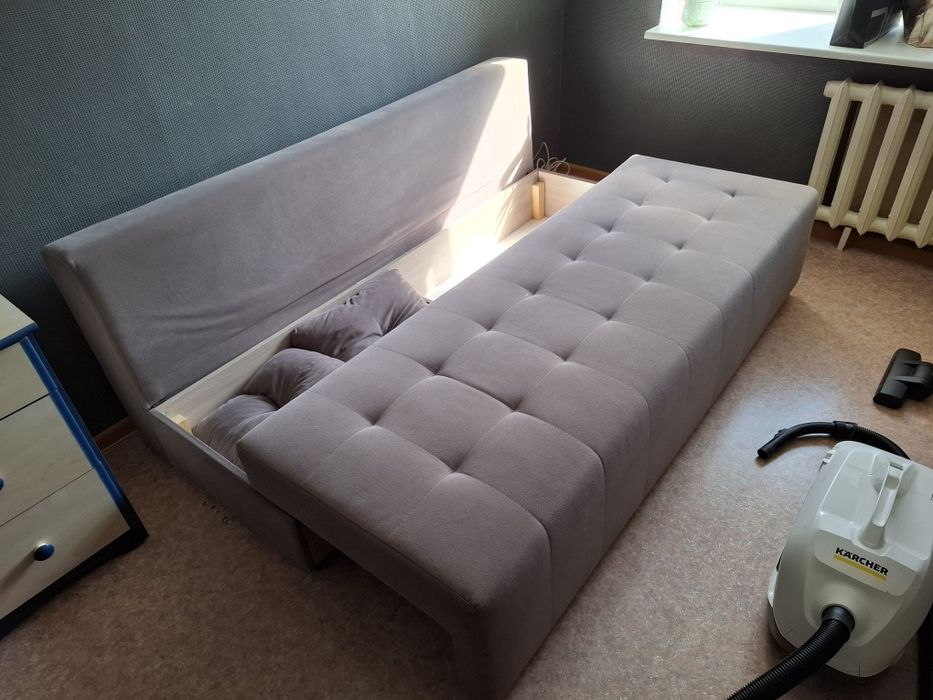 Продам хороший диван