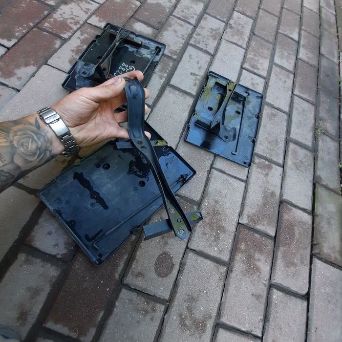 Крепление акамулятора АКБ Lexus RX 330 350