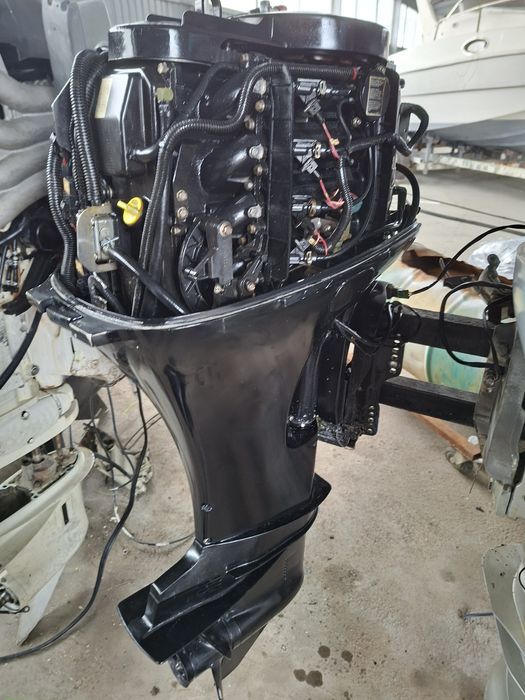 Motor de barca Mercury 60 cp 4 timpi EFI