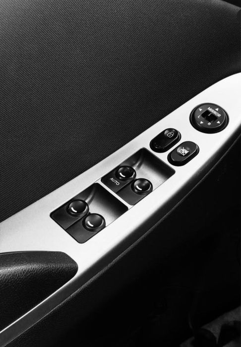 ПРОДАЮ Hyundai solaris 2015 года.