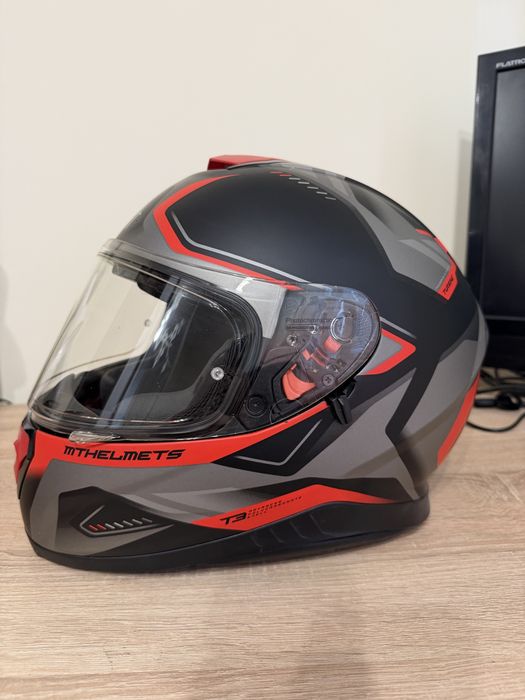 Каска MT Thunder 3