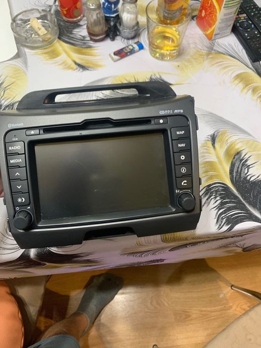 Продавам навигация за Kia SPORTAGE
