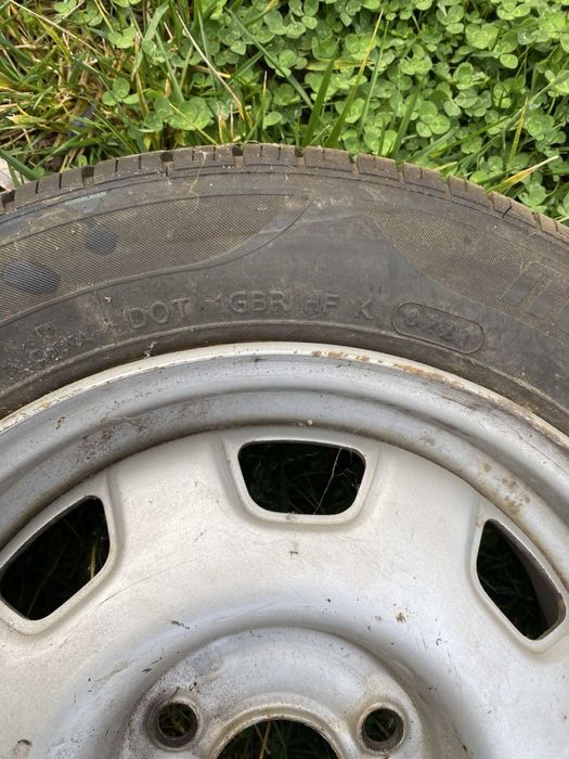 Продавам гуми с джанти