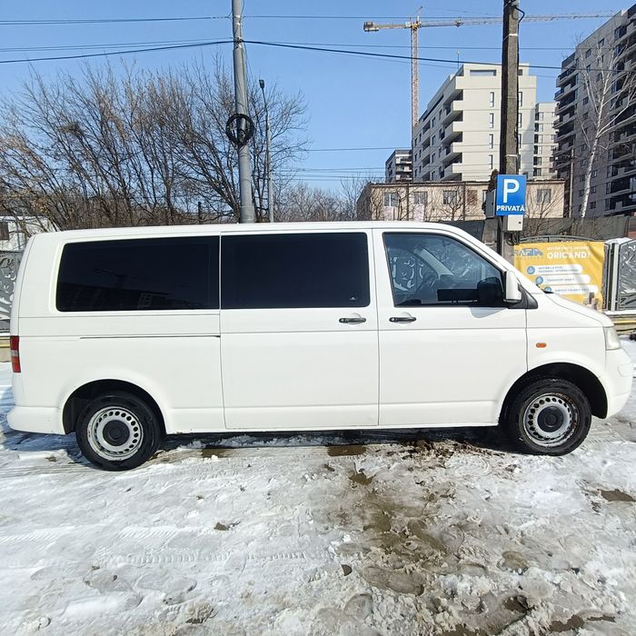 Vând vw T5/ 8+1/ 2007/ 1,9/ lung