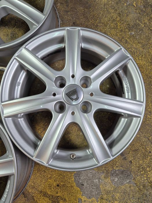 4 Jante Aliaj 4x100 15'' Dedicate Dacia Logan Dokker Sandero 6.5J ET 45 - Impecabile !