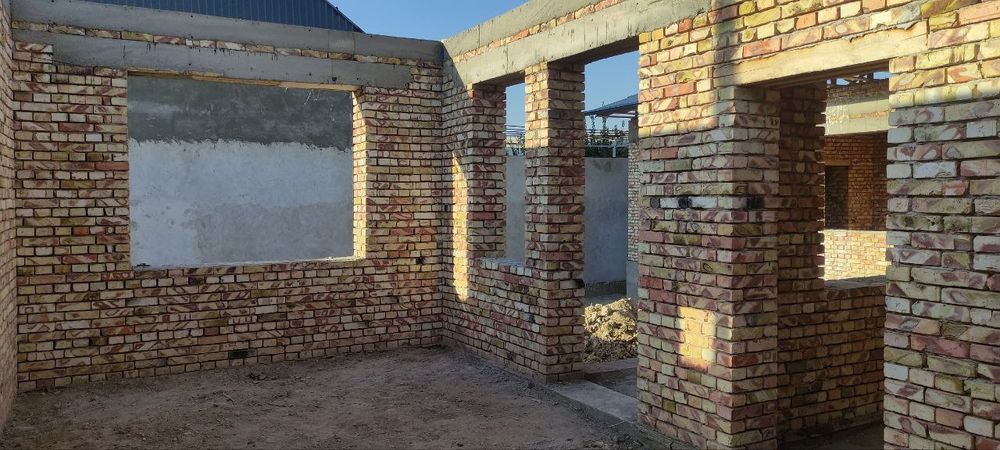 Фаргона уй жой сотилади