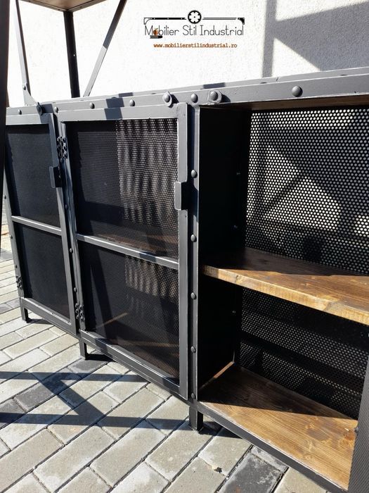 Mobilier industrial otel si lemn pe comanda