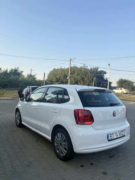 VOLKSWAGEN Polo 2012 — imagine 2