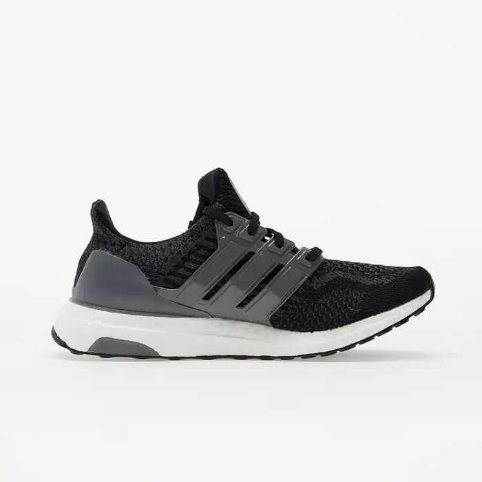Adidas Ultra BOOST 5.0 DNA W