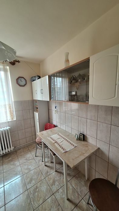 De vănzare apartament cu trei camere !