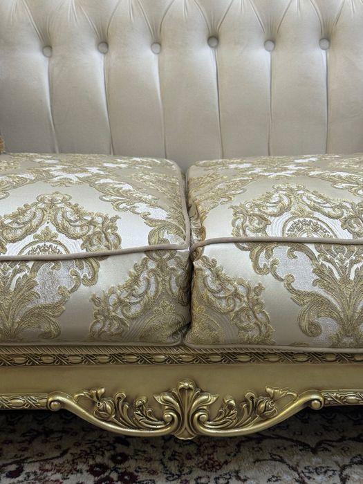 Продается комплект! Диван + 2 кресла