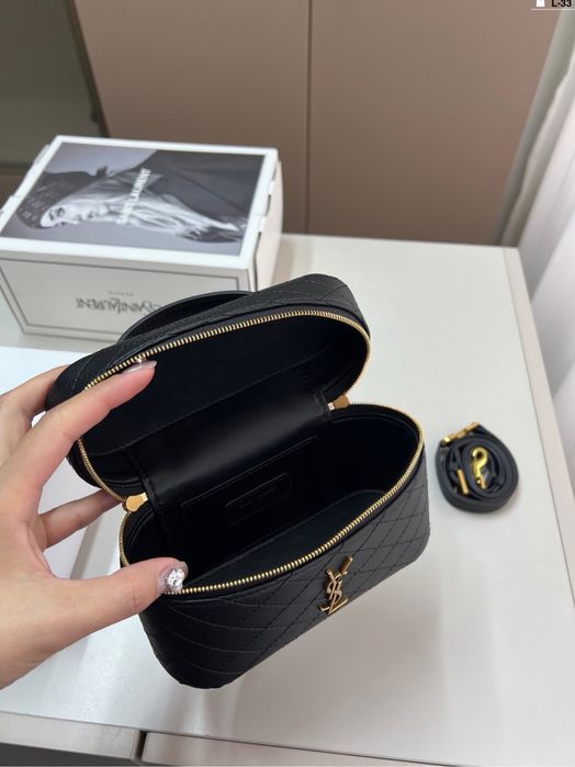 Дамска чамта YSL