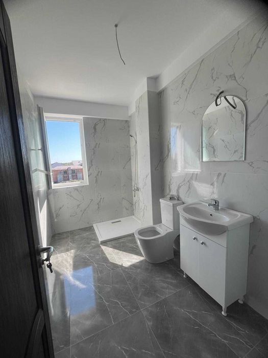 OFERTA!!!Apartament cu doua camere si bucatarie separata-OTOPENI!