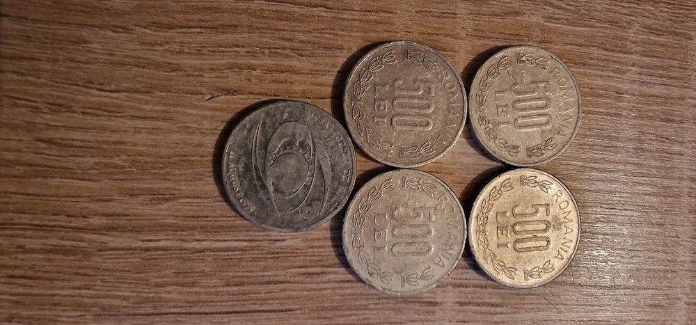 Vand diferite monede vechii.