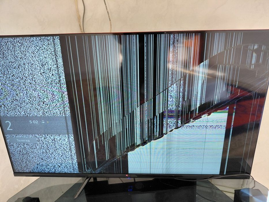 Телевизор на запчасти