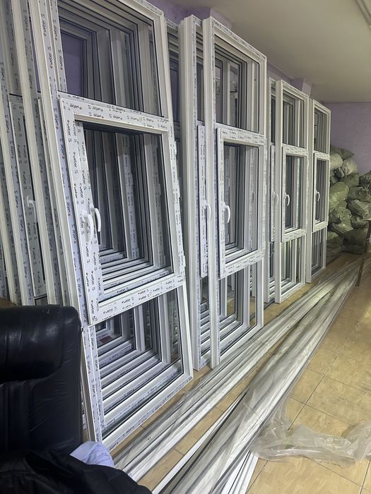 Пластиковые окно и двери..