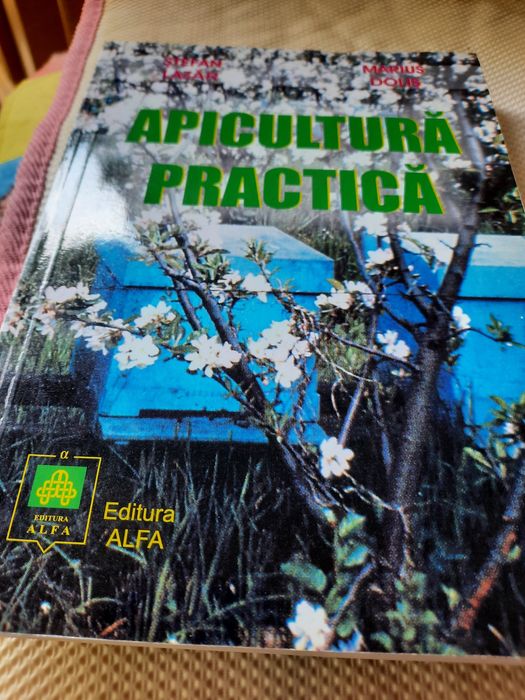 Carte "Apicultura practica"