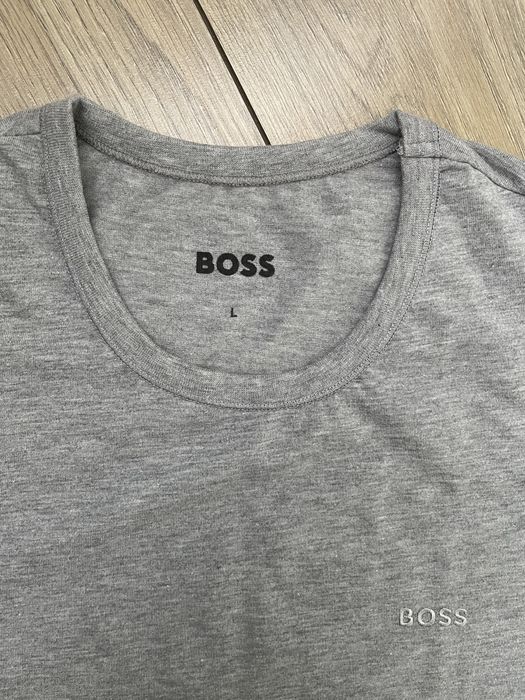 Tricou Hugo Boss, marime L , nou