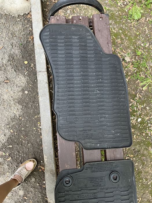 Продам коврики Новые