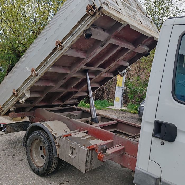 Iveco daily basculabil