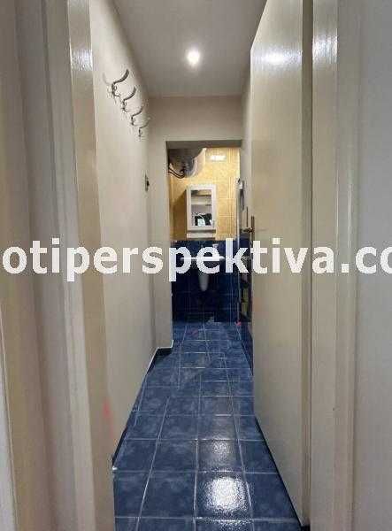 Продава се Тристаен апартамент в Пловдив, Център - 83 кв.м за 2025 €/кв.м - Снимка #8