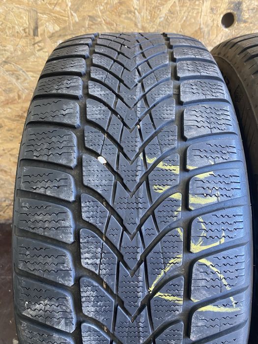225/55/17 Дънлоп Зимни