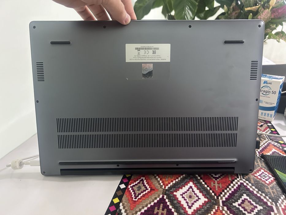 ноутбук  HUAWEI core i9