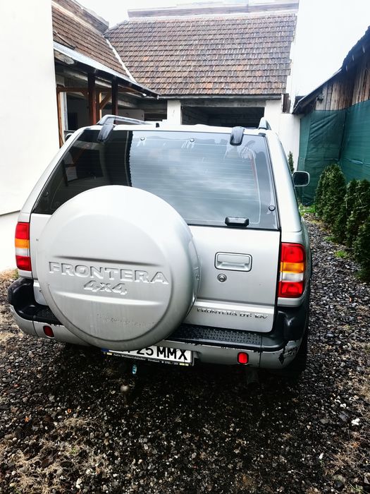 Opel frontera  B