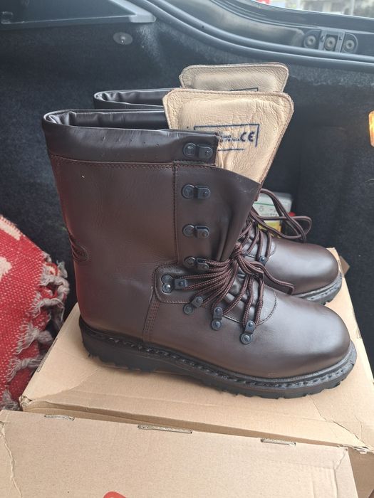 Bocanci piele naturala maro