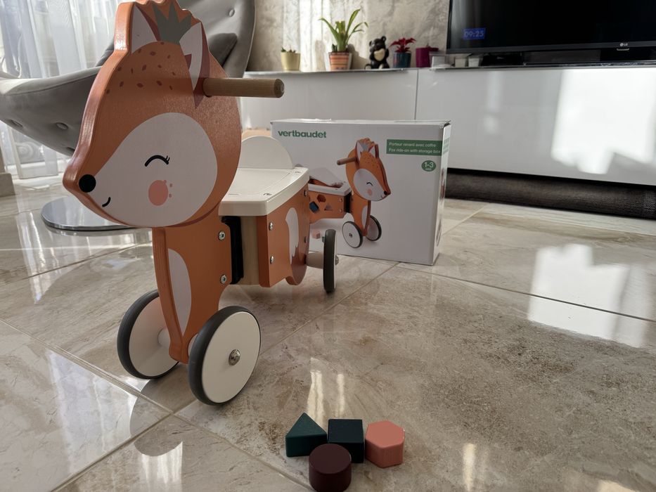 Триколка Vertbaudet fox ride-on