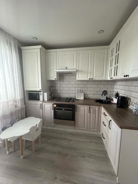 2 комнатная квартира ленинградка  рн Океана