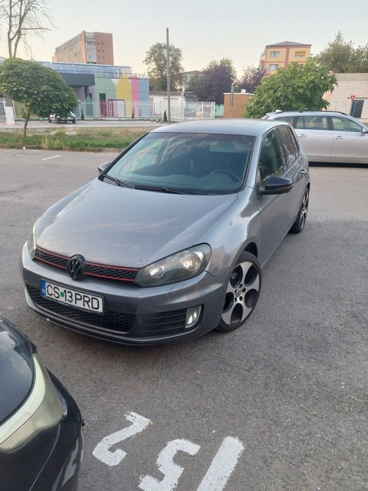 Vând wolkswagen golf 6