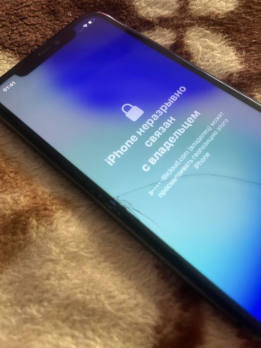 Продам айфон 11 торг