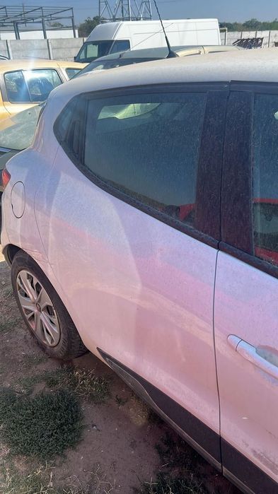 usa dreapta clio 4