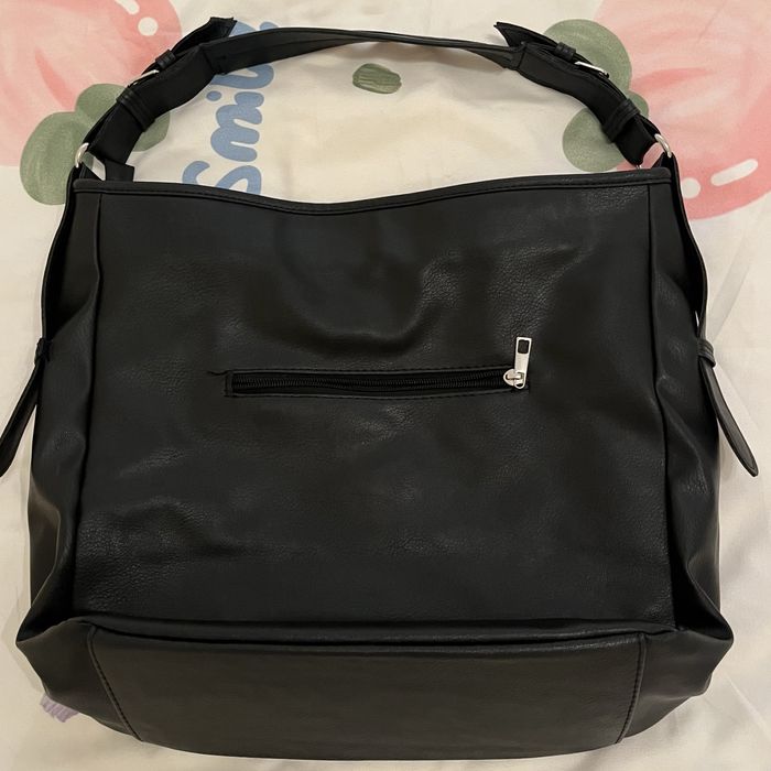 ЧИСТО НОВА кожена чанта