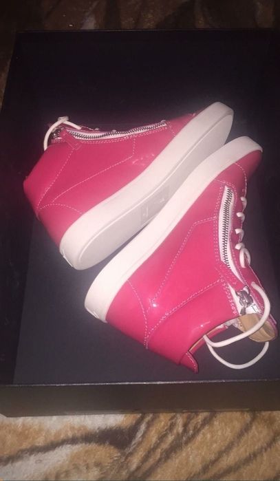Vand adidasi Giuseppe Zanotti