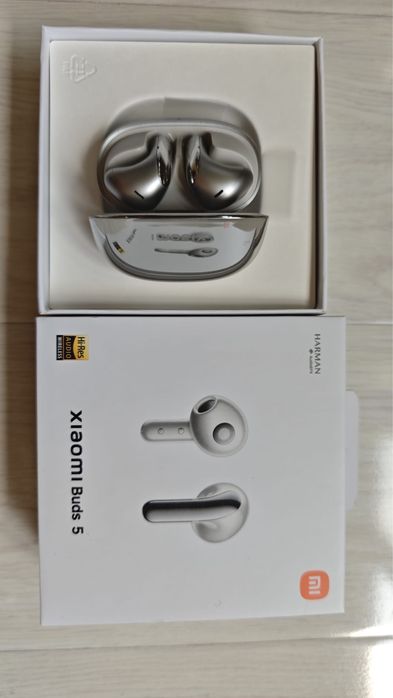 Xiaomi Buds 5 Wireless, Titan Gray, în stare excelentă