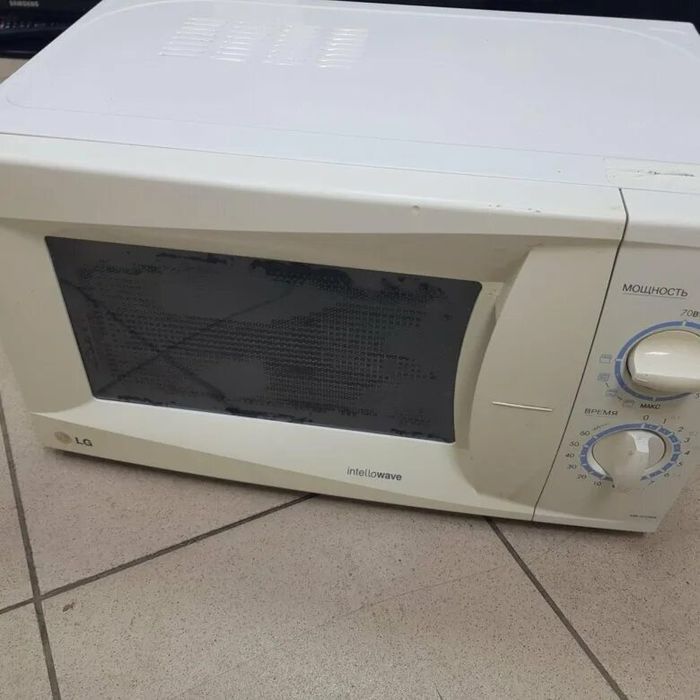 Микровалновая печь LG