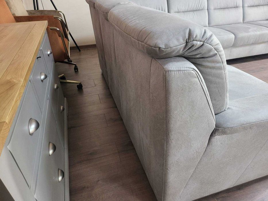 Светло сив ъглов диван от плат PP-HS10002