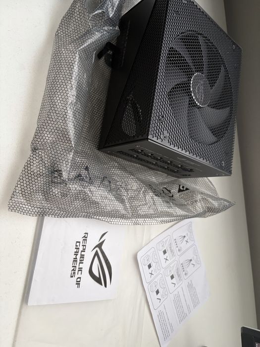 БП asus rog strix 1200w 80 gold