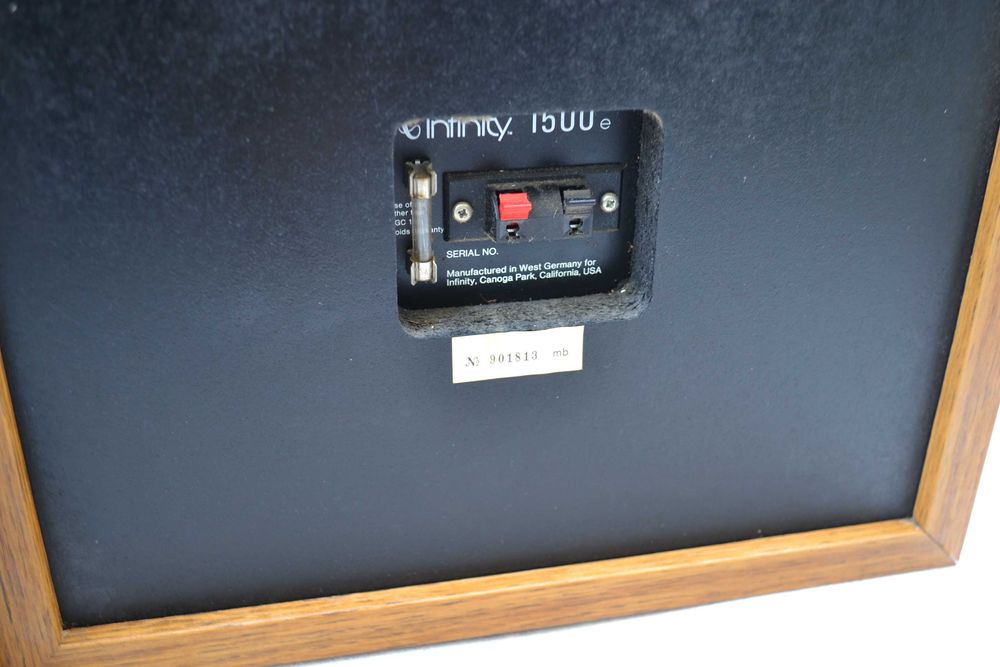 Boxe Infinity model 1500