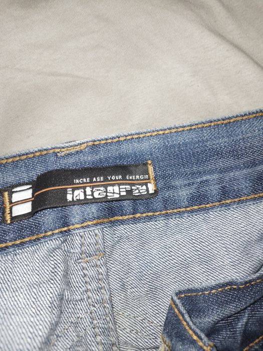 Blugi barbati diferiti