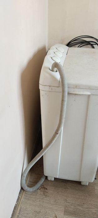 Продам стиралку полуавтомат